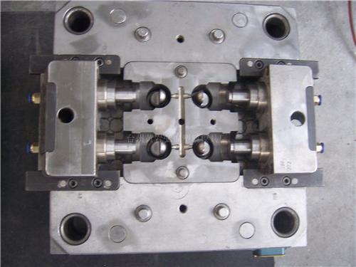 科翔模具告訴您，如何提高模具零配件加工質(zhì)量？